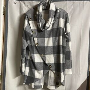Women’s sweater size one X gray and off-white wrap high low